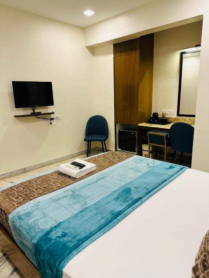 Greens Elite Chennai Exterior photo